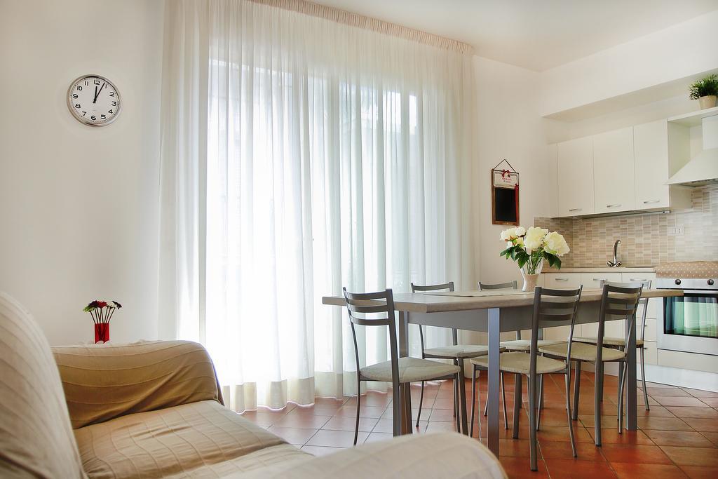 B&B A Casa Di Amici 贾迪尼-纳克索斯 外观 照片