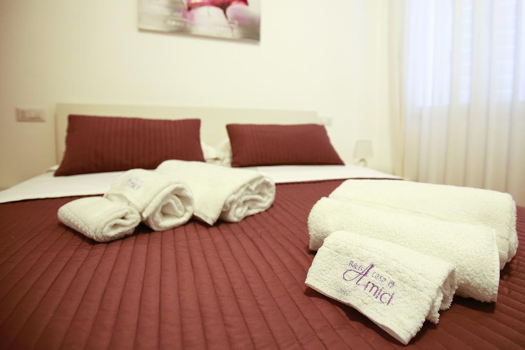 B&B A Casa Di Amici 贾迪尼-纳克索斯 外观 照片