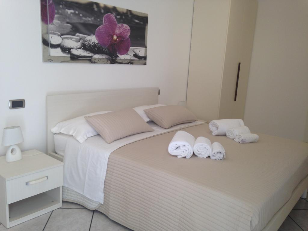 B&B A Casa Di Amici 贾迪尼-纳克索斯 外观 照片